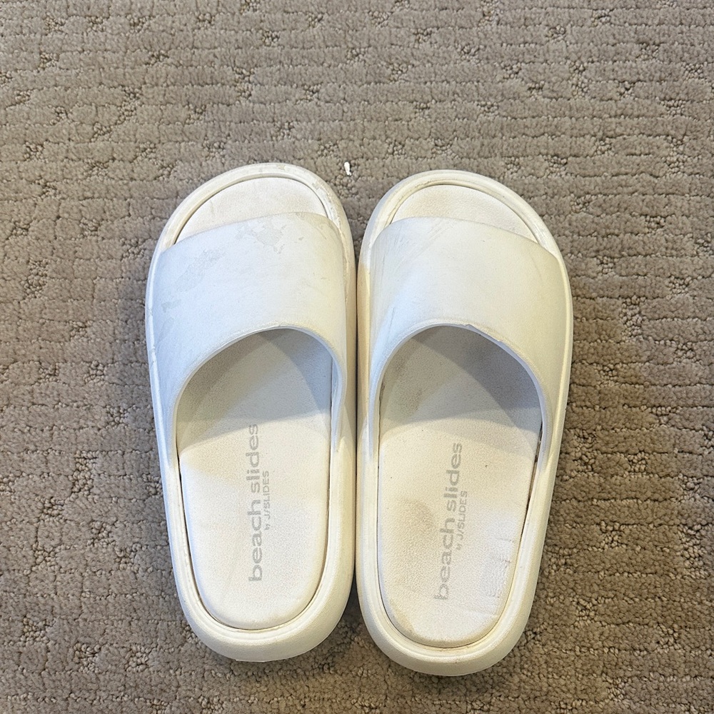 J slides Womens White Sandals-squish